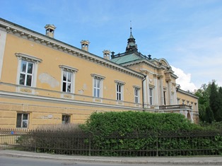 před obnovou