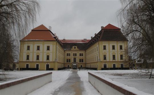 Zámek Myslibořice, oprava střechy