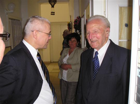 Vladimír Špidla v Domově klidného stáří v Onšově