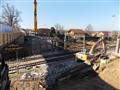 Demolice mostu přes železnici v Okrouhlici.