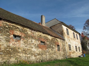 před obnovou