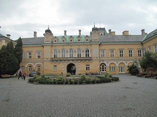 před obnovou